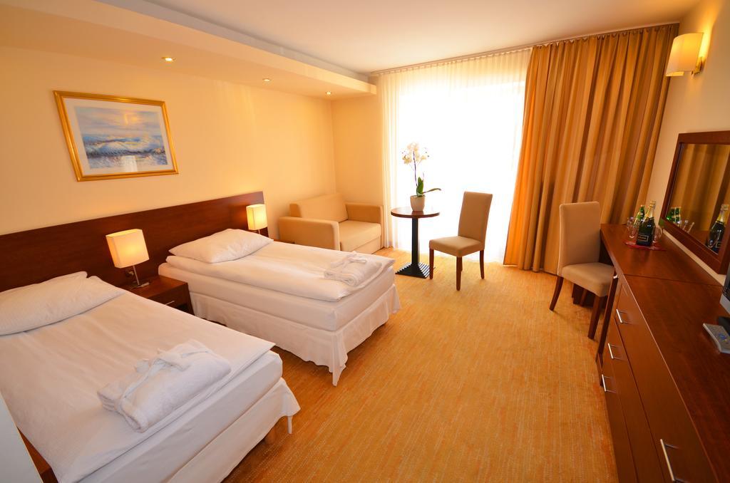 Krol Plaza Spa & Wellness Jaroslawiec Bilik gambar