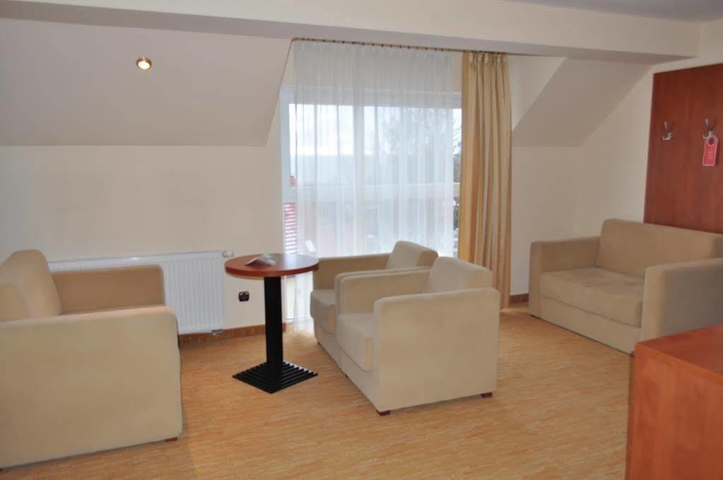 Krol Plaza Spa & Wellness Jaroslawiec Luaran gambar