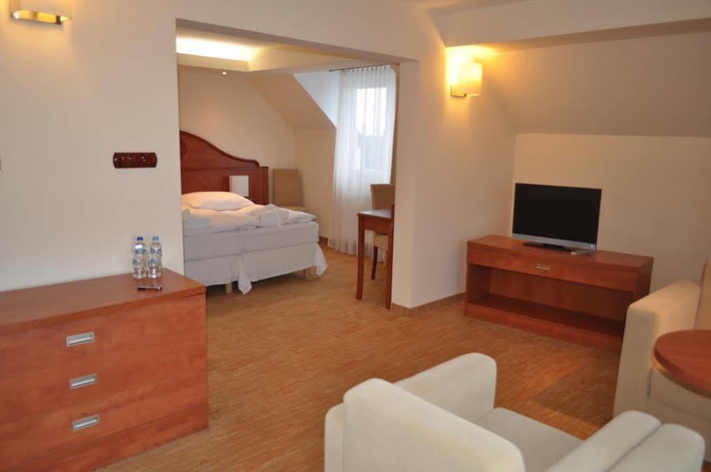 Krol Plaza Spa & Wellness Jaroslawiec Luaran gambar