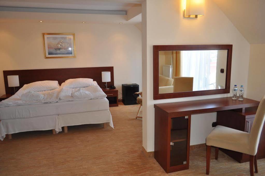 Krol Plaza Spa & Wellness Jaroslawiec Luaran gambar